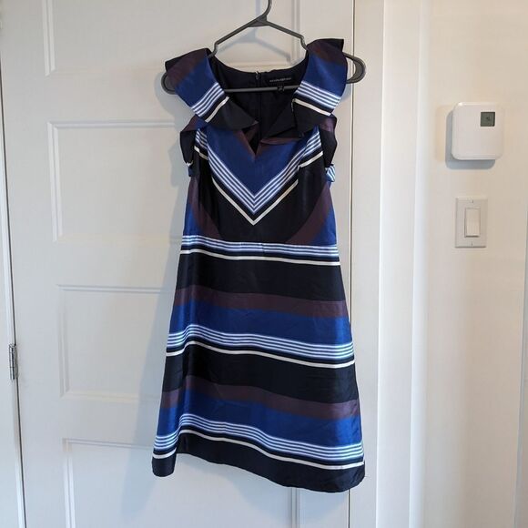Banana Republic/Silk Ruffle Dress Sz 2P - Picture 5 of 7